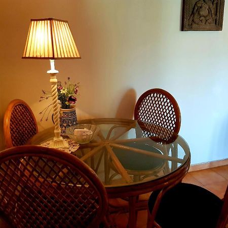 Diana Apartments Candolim Bagian luar foto