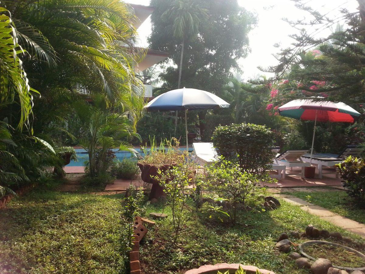 Diana Apartments Candolim Bagian luar foto