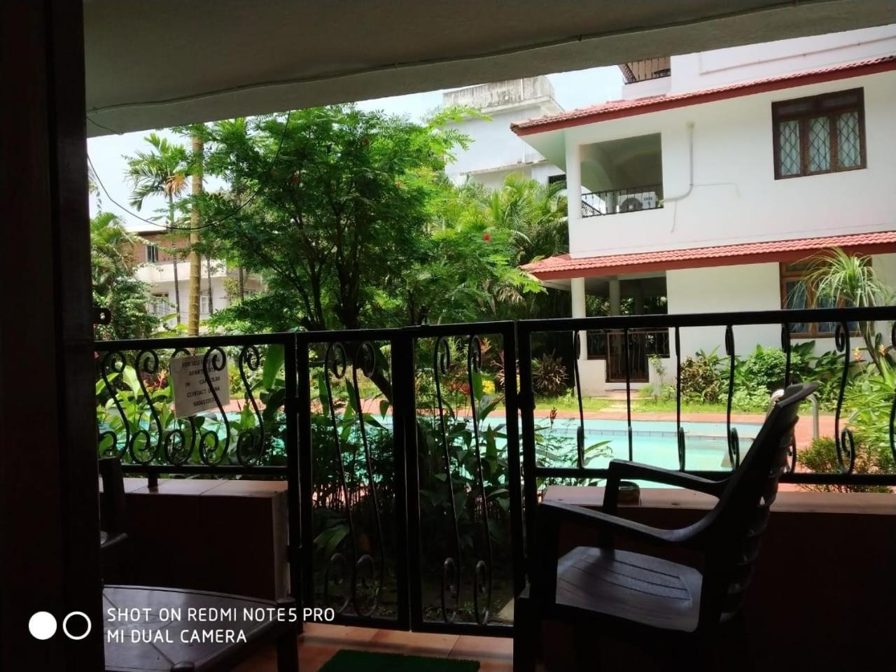 Diana Apartments Candolim Bagian luar foto