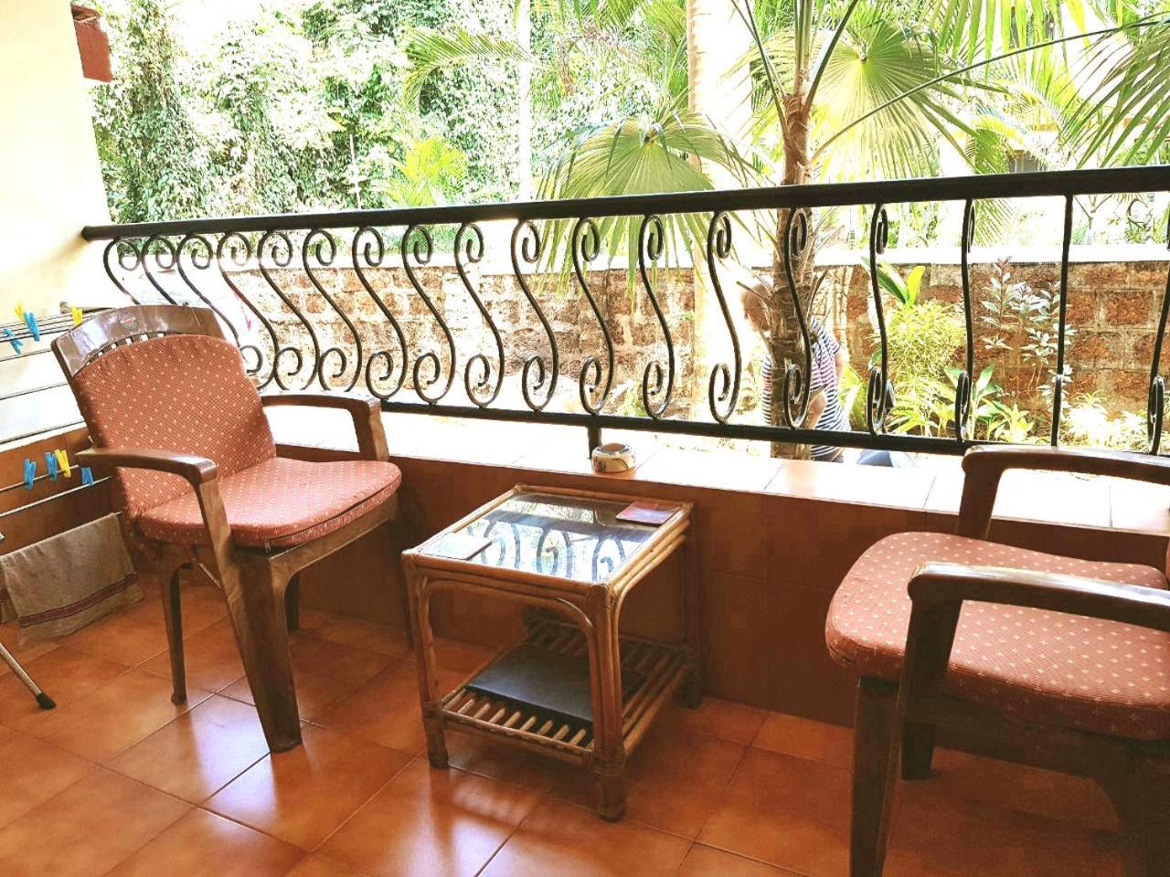 Diana Apartments Candolim Bagian luar foto