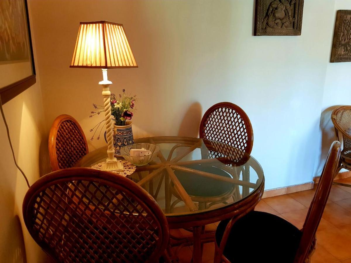 Diana Apartments Candolim Bagian luar foto